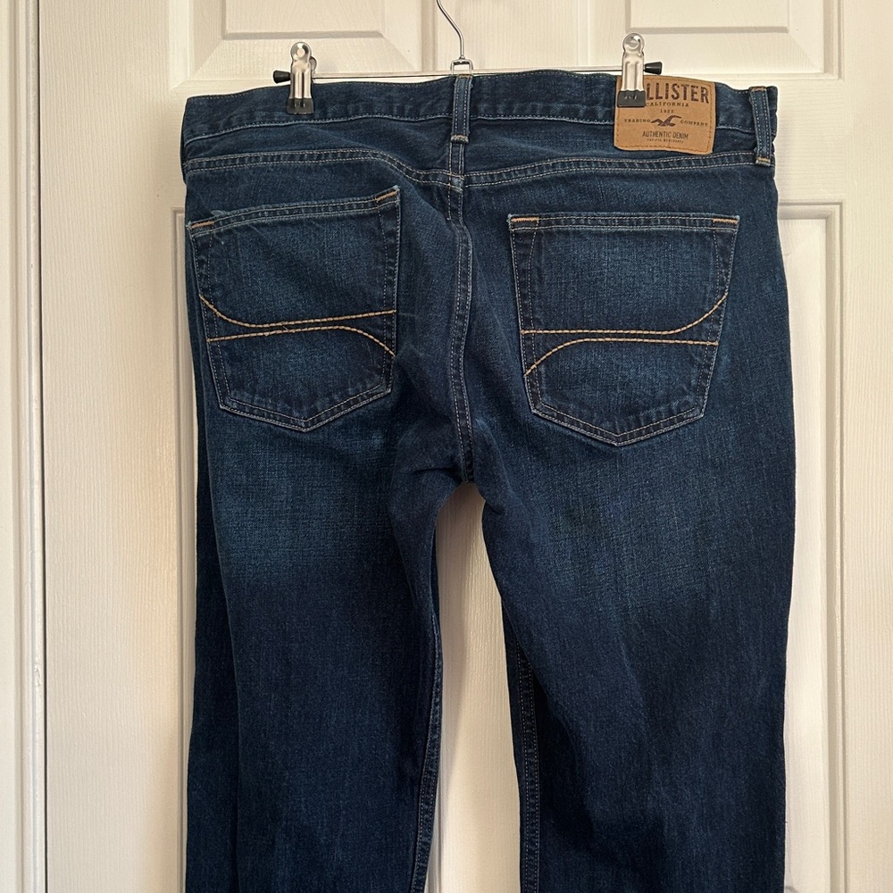 Hollister Men's Deep Blue Bootcut Jeans - Picture 7 of 9